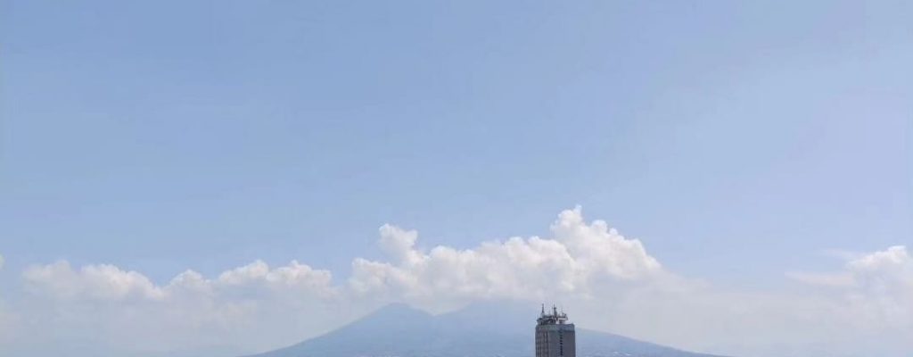 Beautiful views in Napoli with Vesuvius.