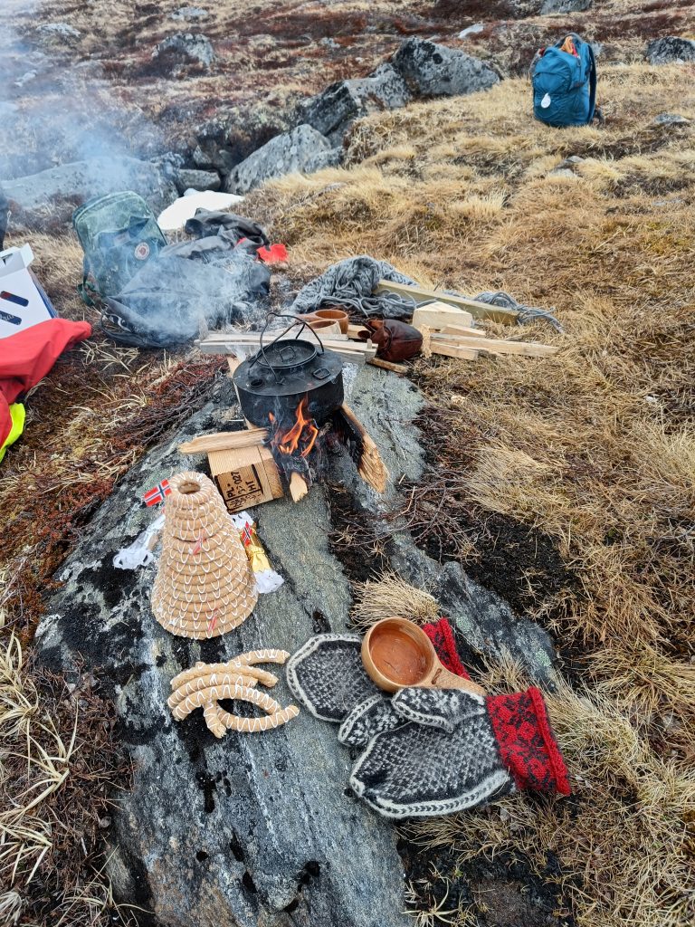 Campfire coffee meeting and performance 