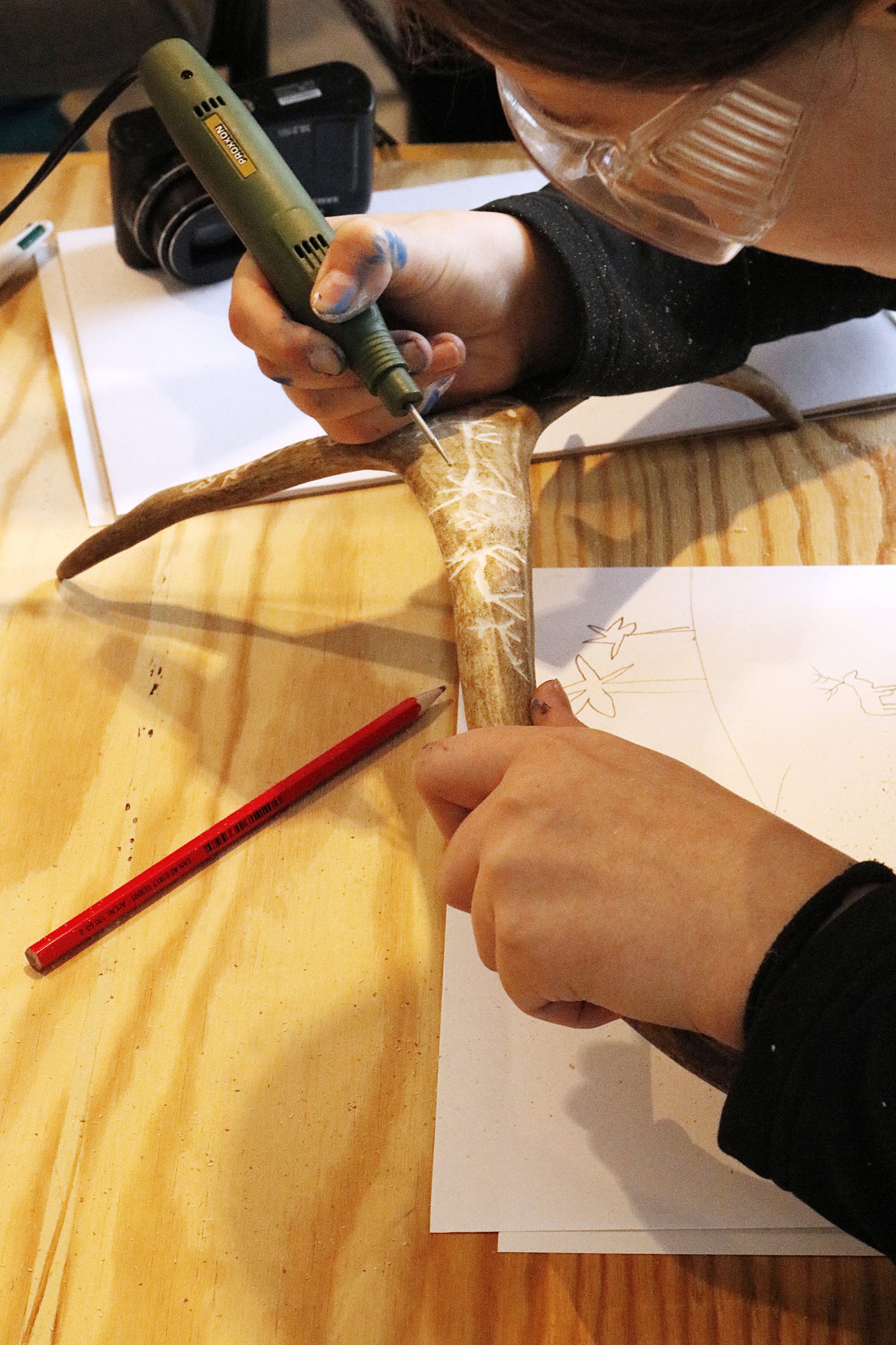 Carving reindeer antlers